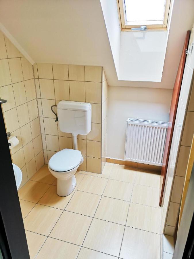 Borostyan Panzio Balatonfuered B&B 외부 사진